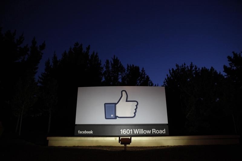 © Reuters.  Las ganancias de Facebook se disparan un 177 % propulsadas por la publicidad