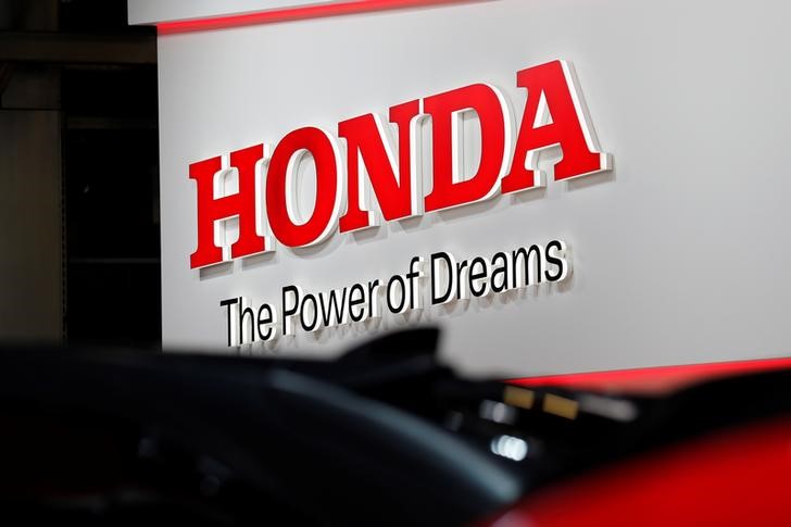 © Reuters. Honda, Hitachi Automotive saу to form EV motor joint venture